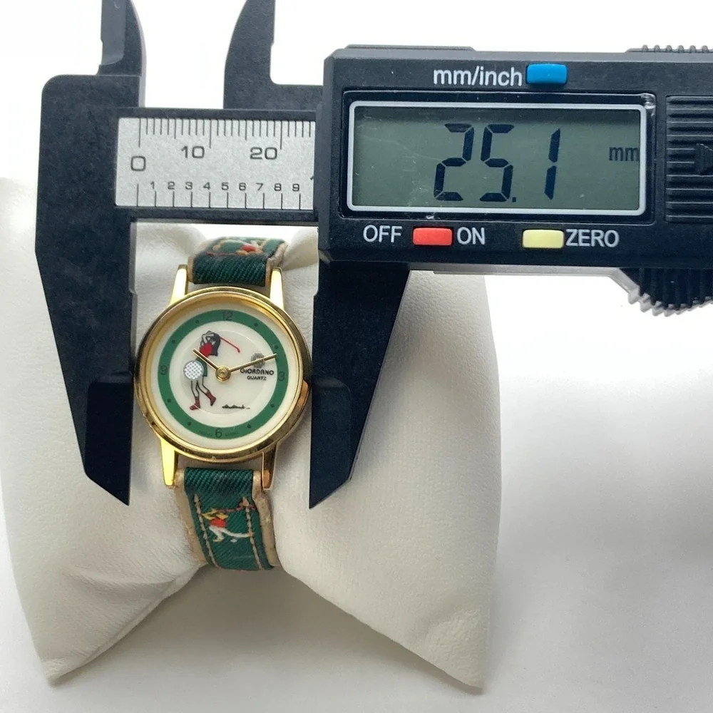 Vintage Giordano Women's Watch Golf Gold Tone Rotating Ball New Battery SMALL 7